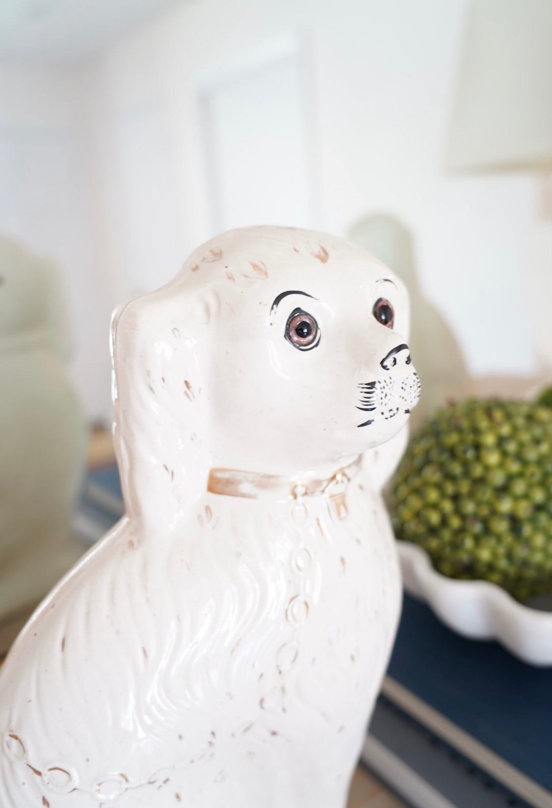 DECOR & ACCESSORIES