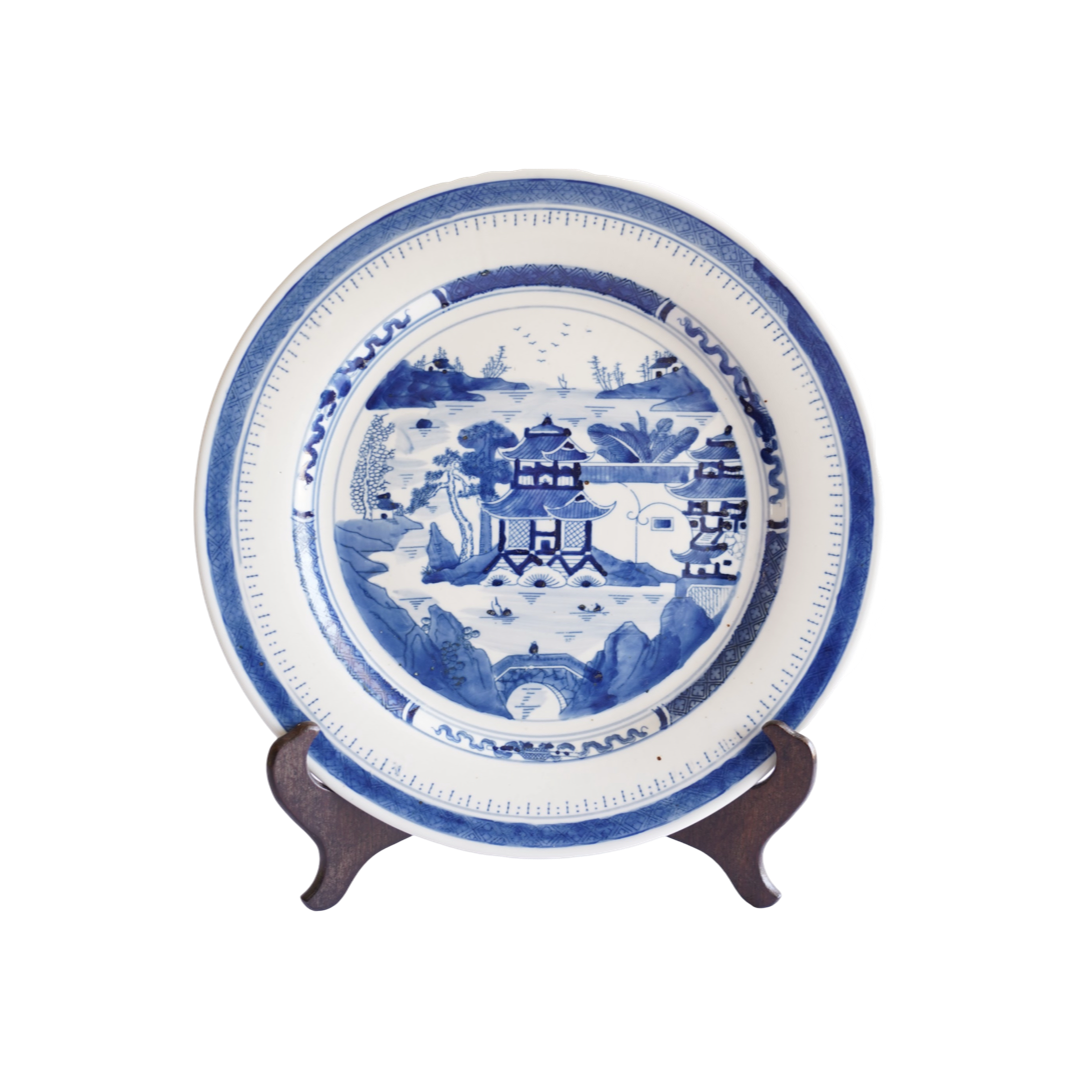 CHINESE CANTON WARE BLUE & WHITE PLATE