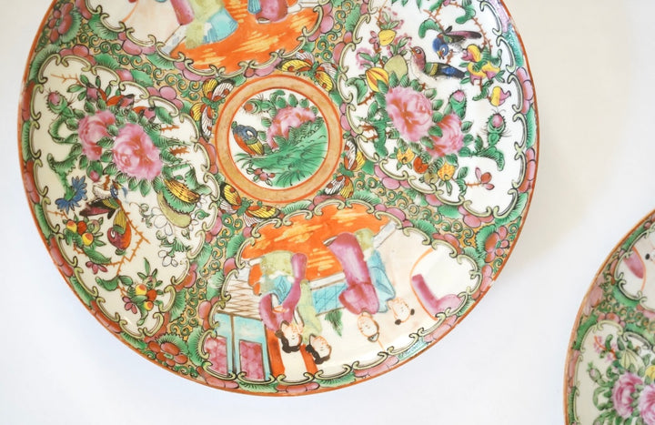 ANTIQUE ROSE MEDALLION PLATES