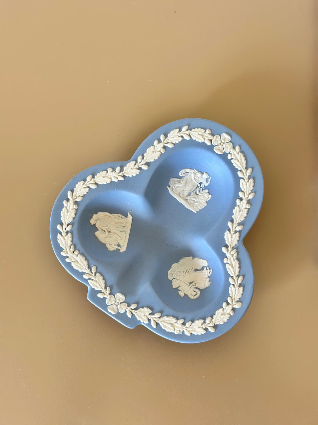 Wedgewood blue jasperware