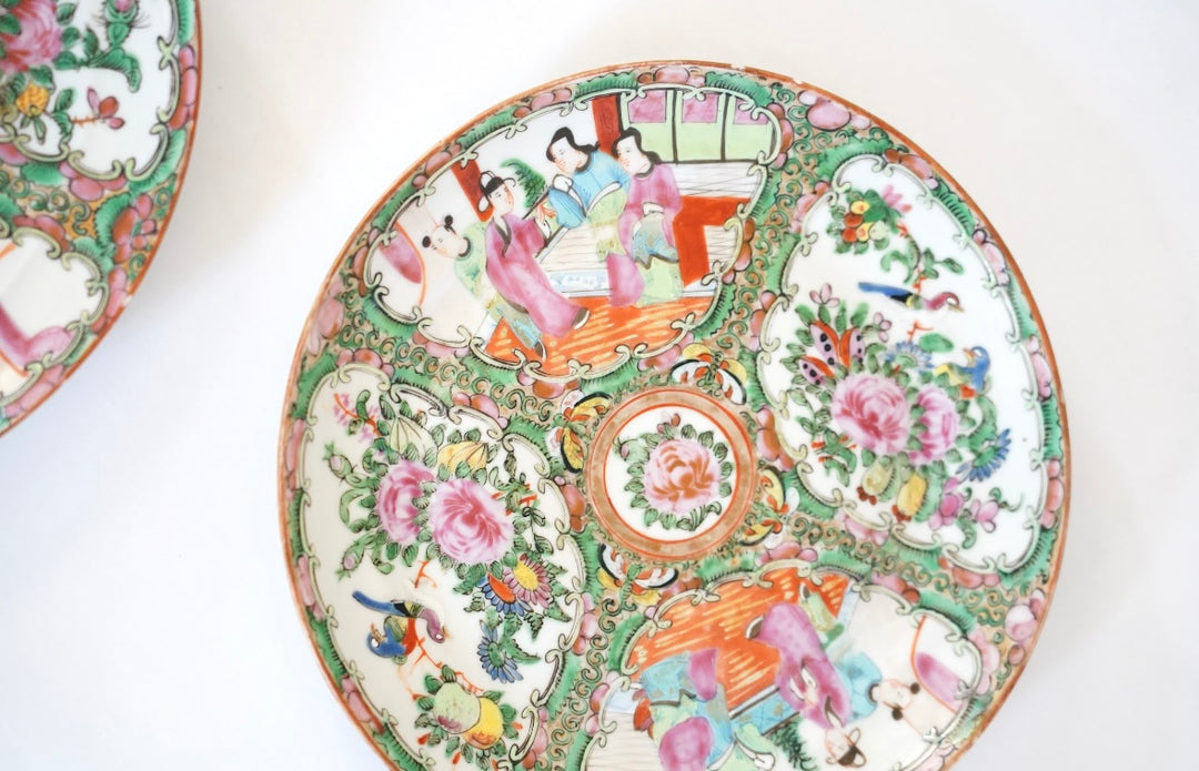 ANTIQUE ROSE MEDALLION PLATES