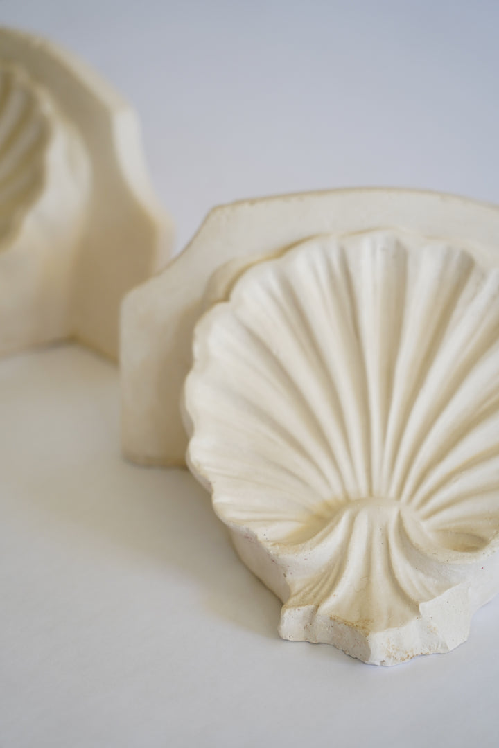 PLASTER SHELL SCONCE SHELVES