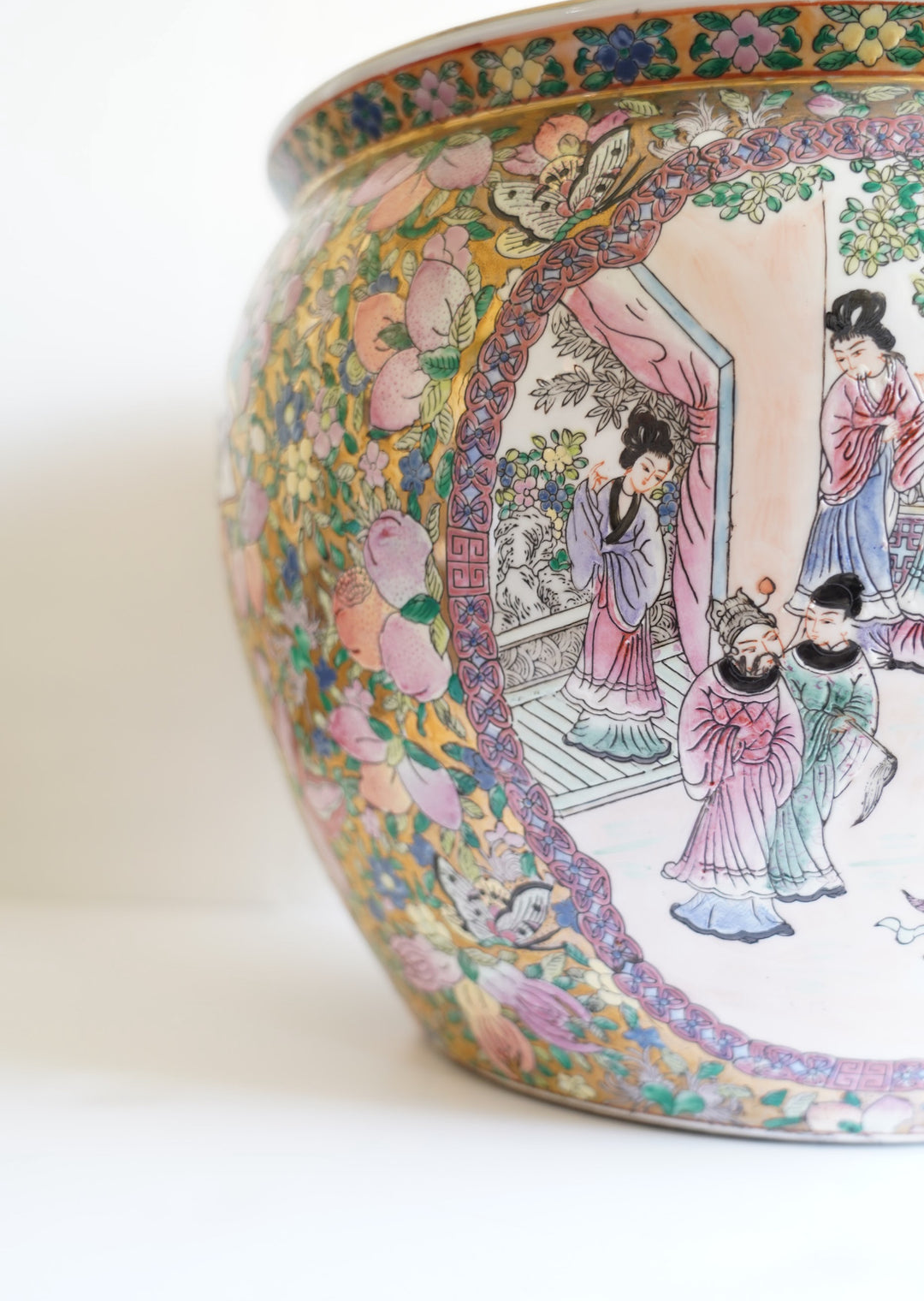 Famille rose planter