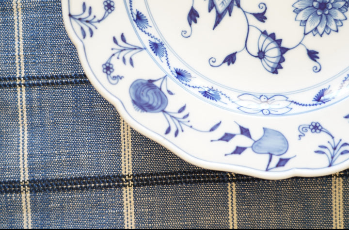 ERNST TEICHERT MEISSEN ARROW MARK BLUE ONION PLATE 9.5”