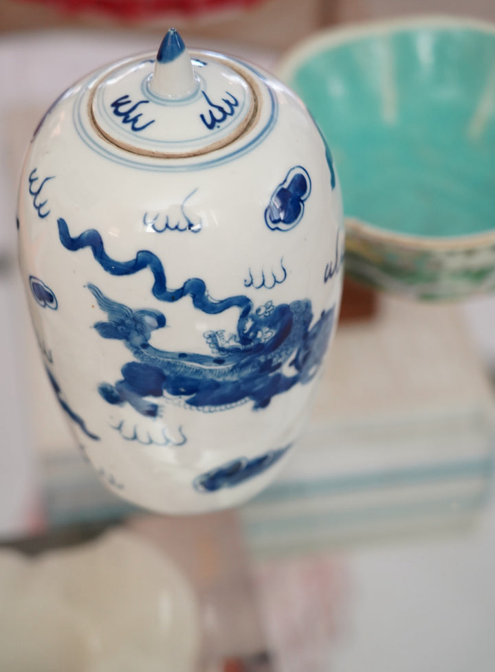 PORCELAIN FOO DOG GINGER JAR
