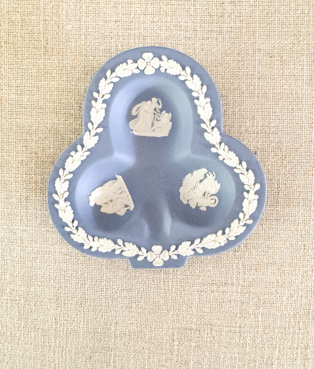 Wedgewood blue jasperware