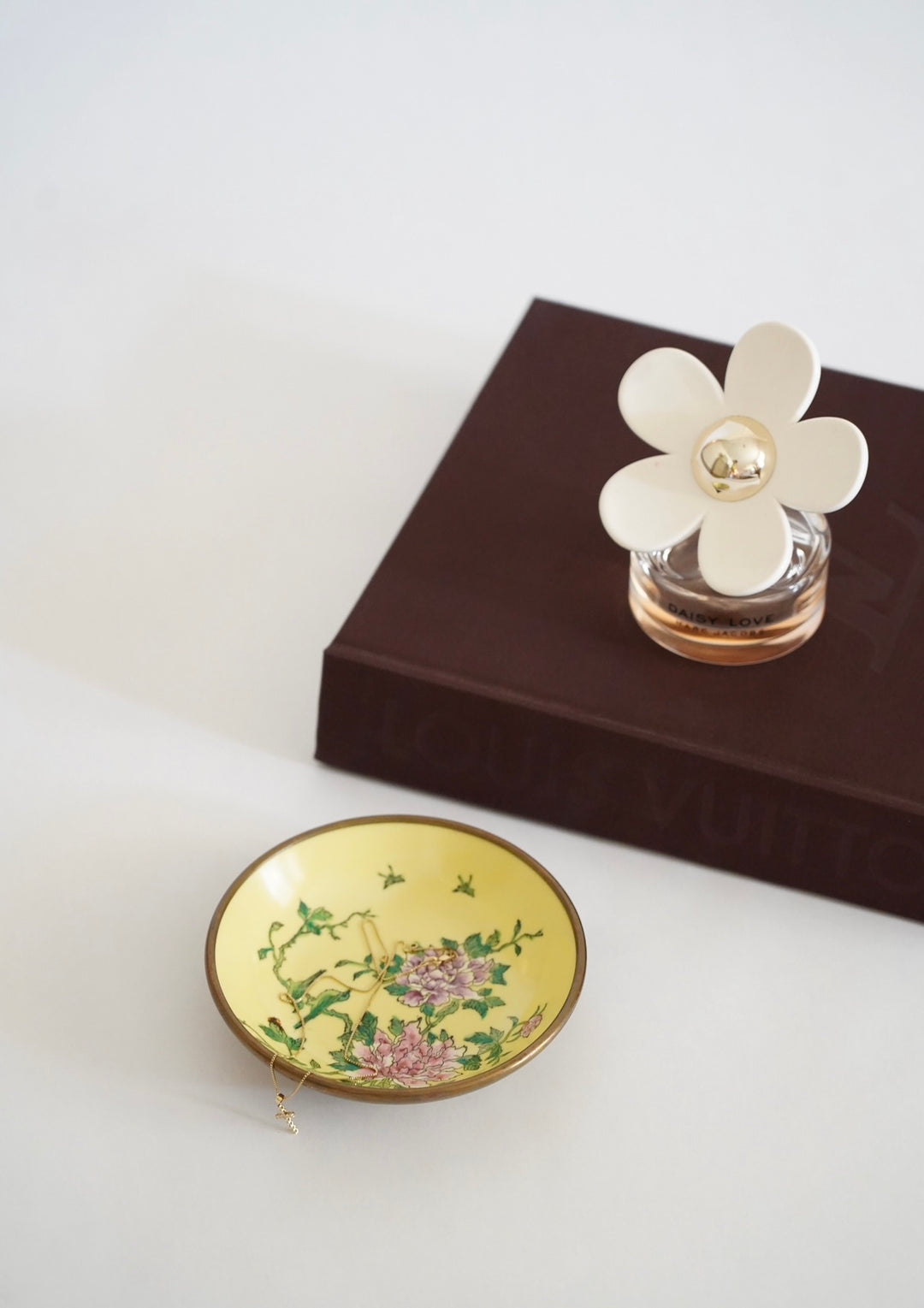 BRASS & PORCELAIN YELLOW 
TRINKET BOWL