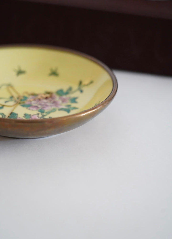 BRASS & PORCELAIN YELLOW 
TRINKET BOWL