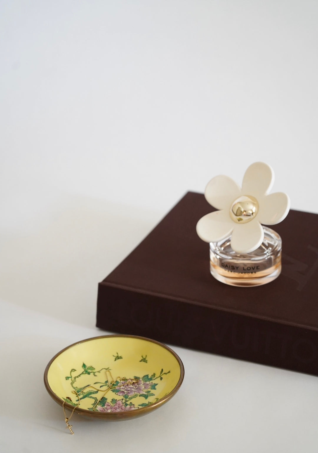 BRASS & PORCELAIN YELLOW 
TRINKET BOWL