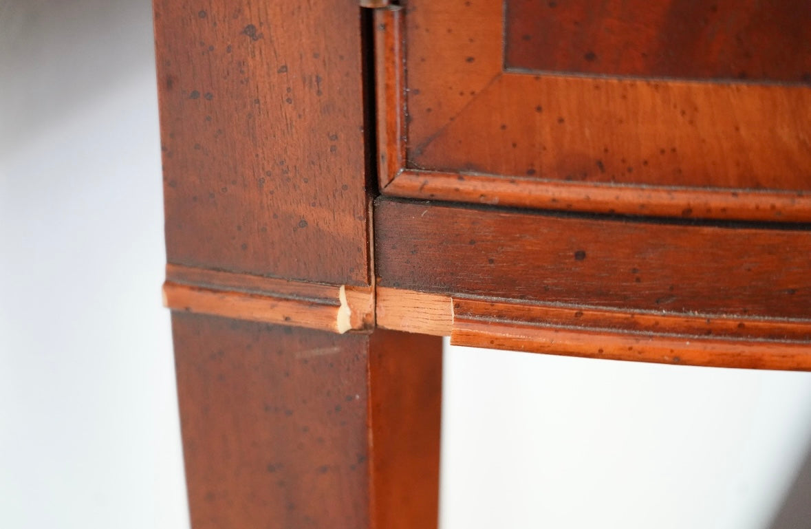 HEKMAN SIDEBOARD
