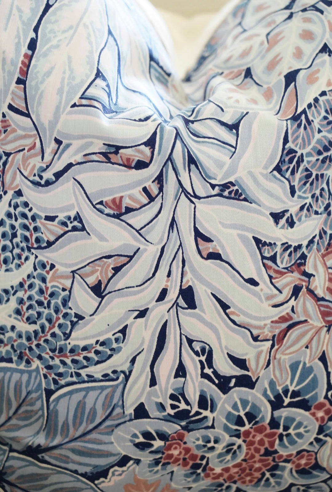 SCHUMACHER RAIN FOREST PILLOW