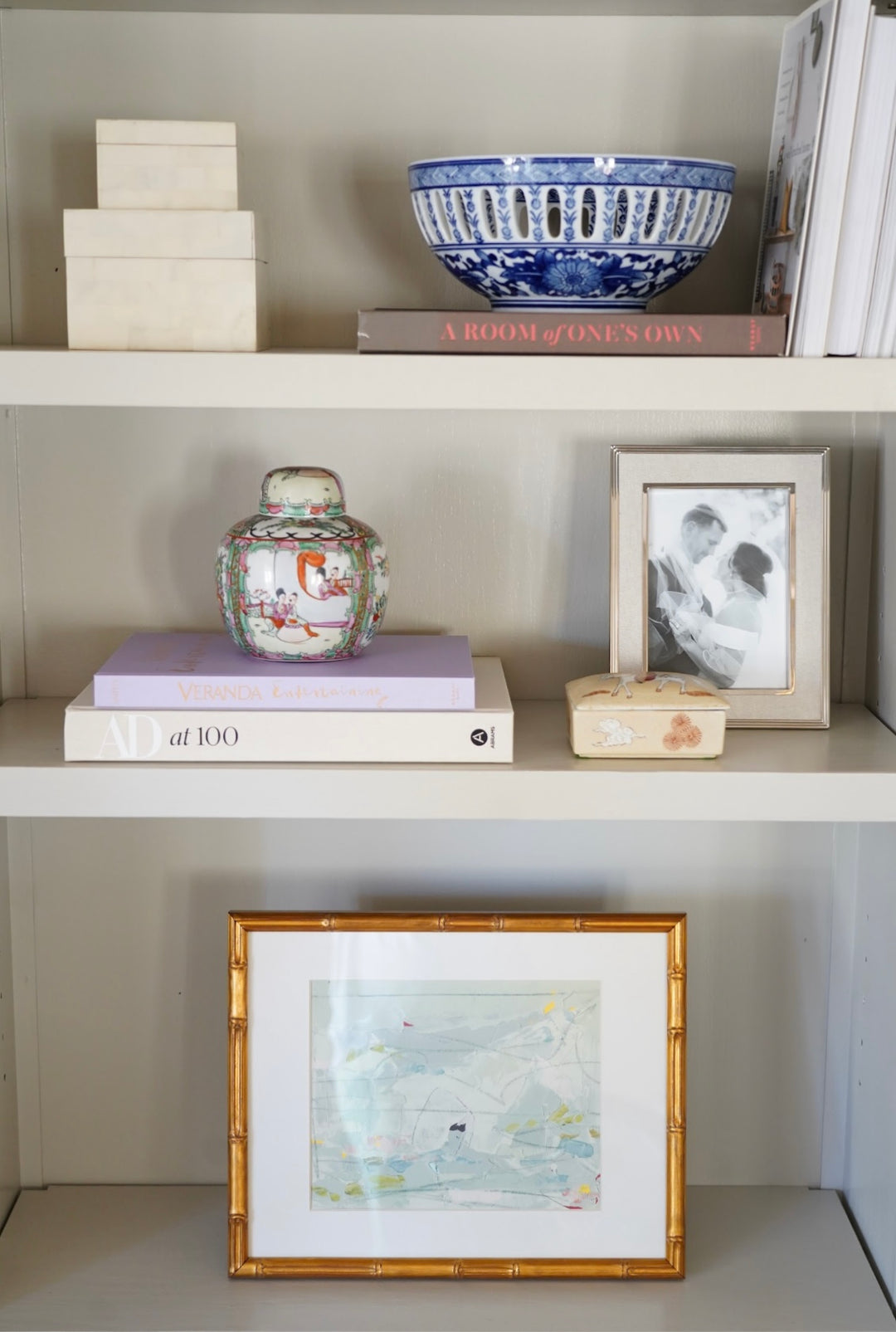 JAPANESE PORCELAIN TRINKET BOX