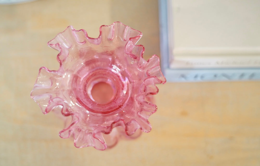 VINTAGE FENTON CRANBERRY RUFFLED EDGE VASE