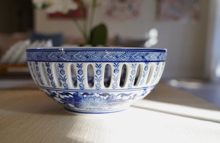 BLUE & WHITE FLORAL EYELET BOWL