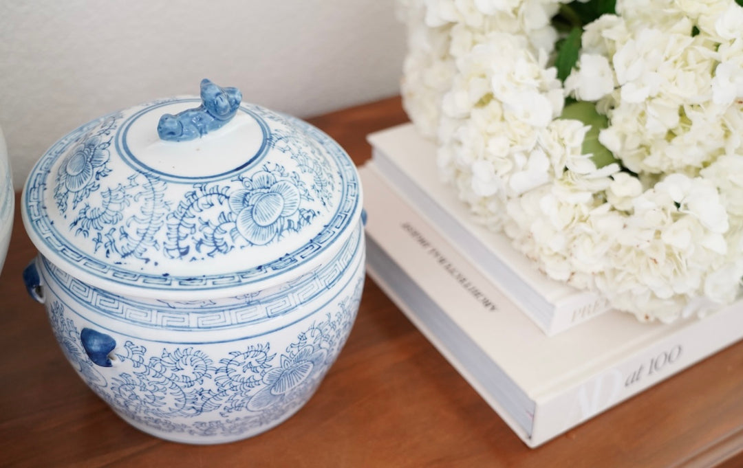 VINTAGE MEDIUM CHINESE GINGER JAR