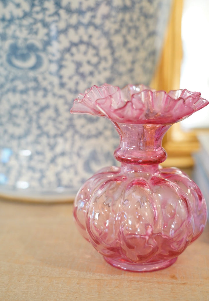 VINTAGE FENTON CRANBERRY RUFFLED EDGE VASE