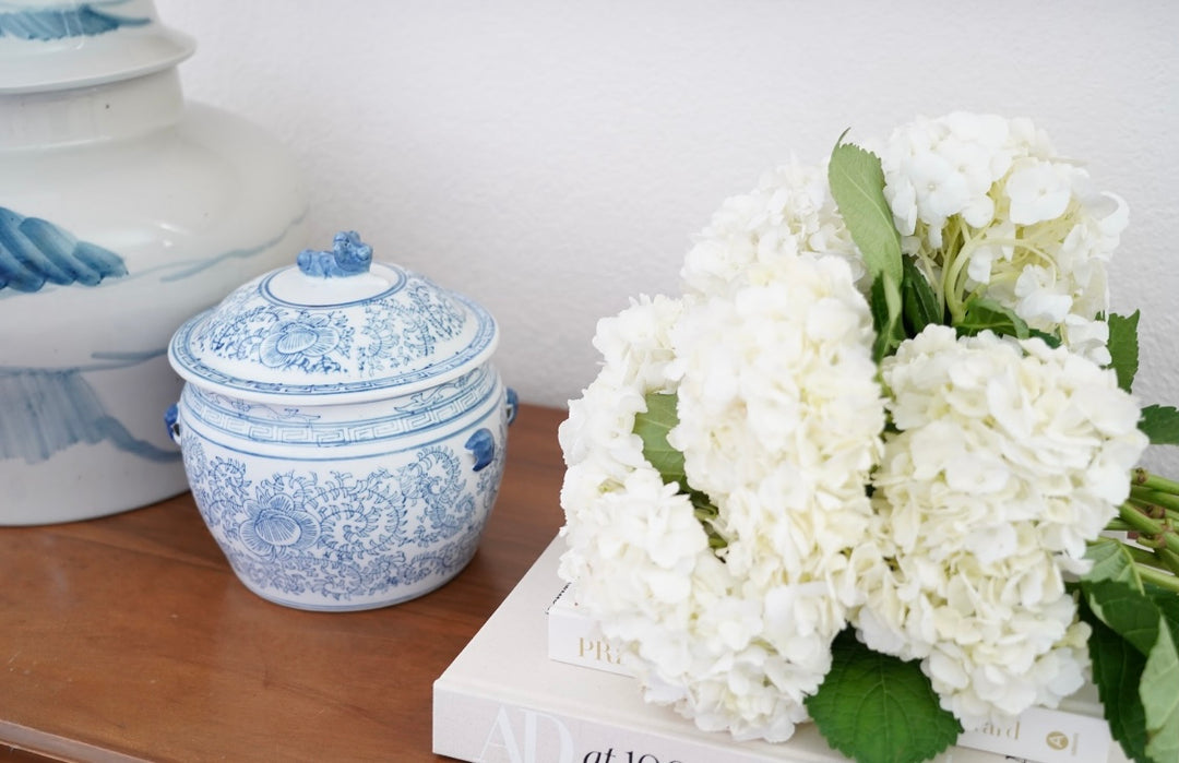 VINTAGE MEDIUM CHINESE GINGER JAR