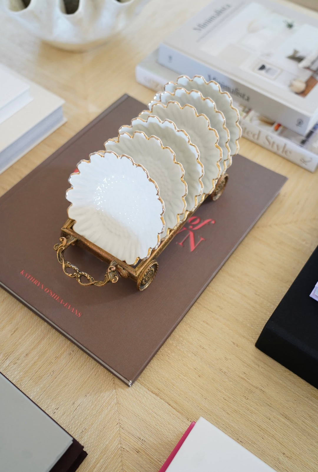 GILT GOLD SUNFLOWER DISHES WITH DISPLAY