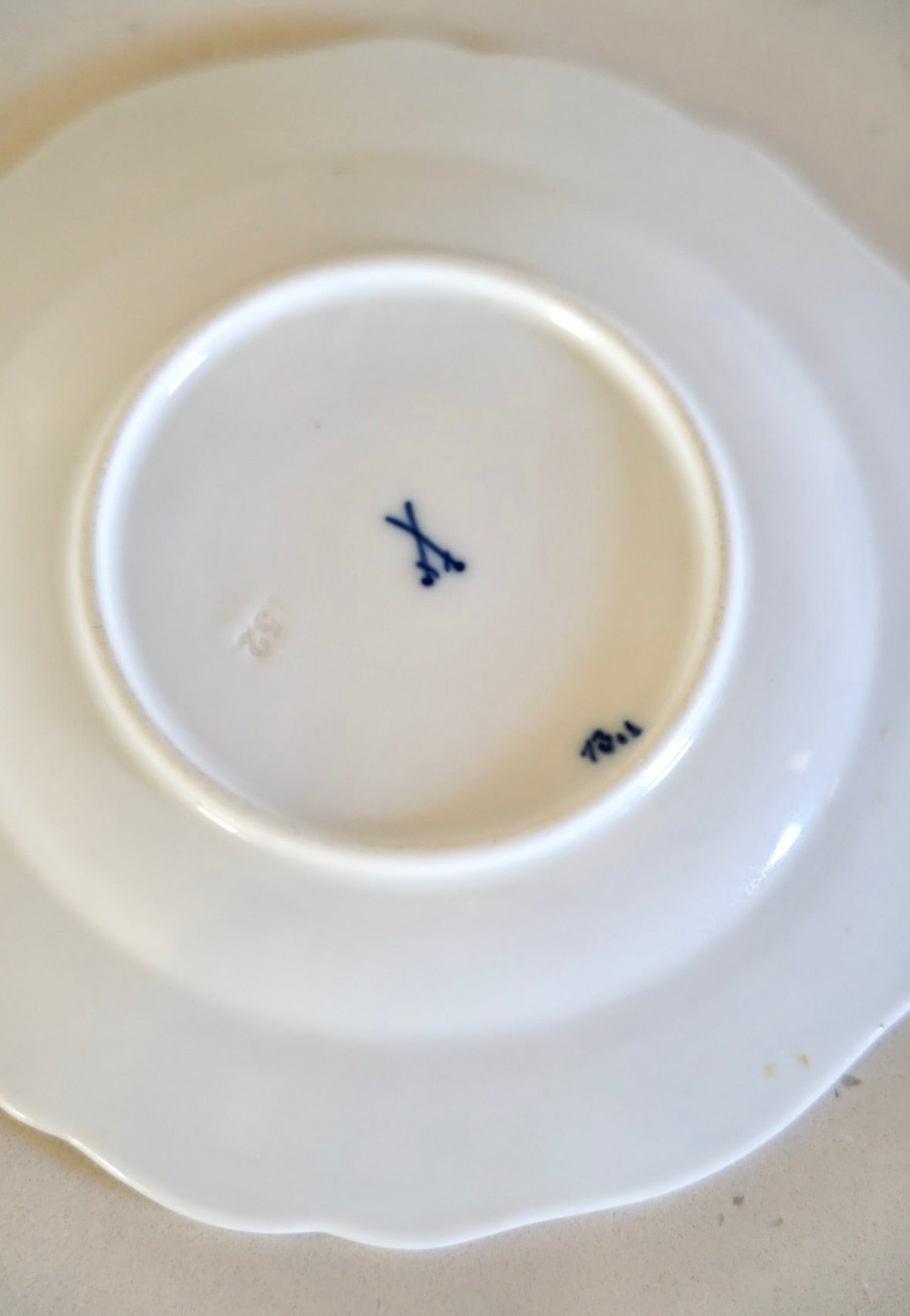 MEISSEN SWORD BACK STAMP BLUE ONION PLATE 6” – Eternocollection
