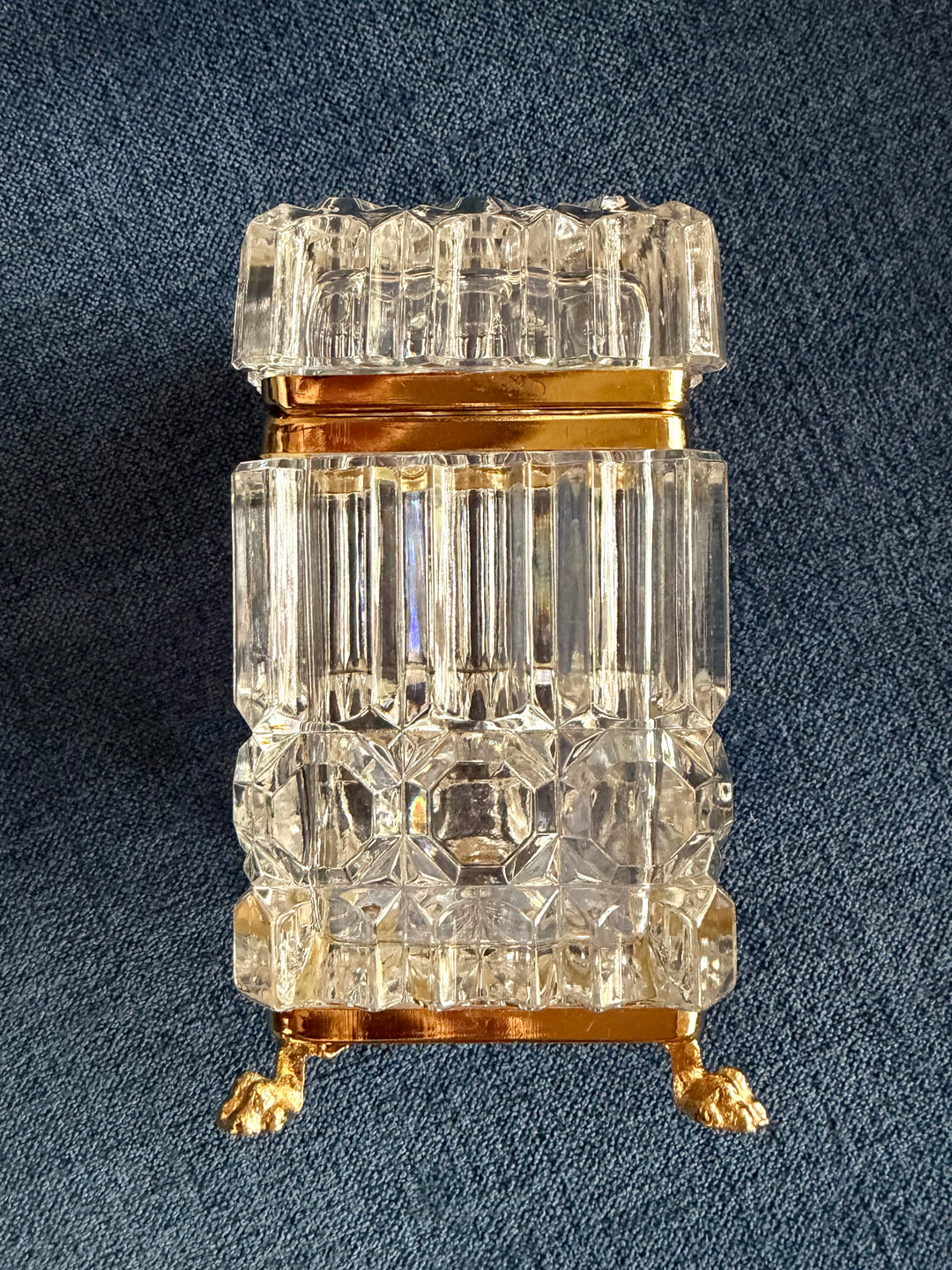 FOOTED SMALL CUT CRYSTAL GLASS CASKET BOX