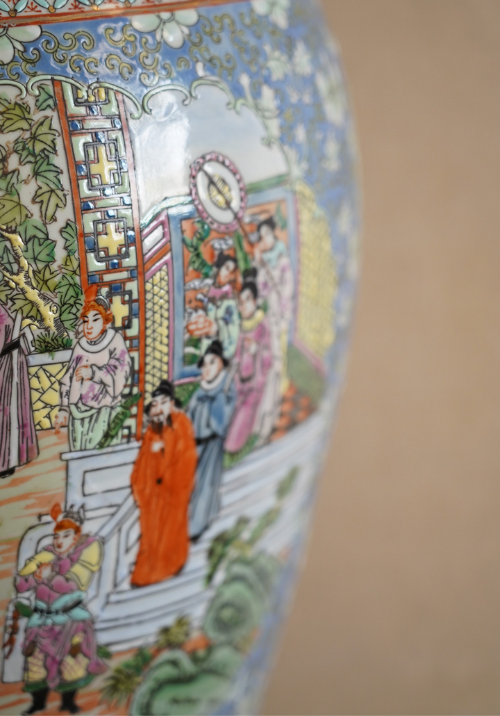 LARGE FOO DOG TEMPLE JAR