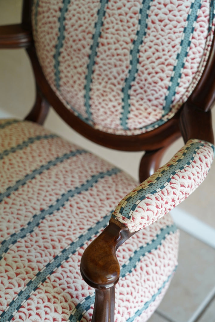 PAIR OF GEORGIAN ARMCHAIRS