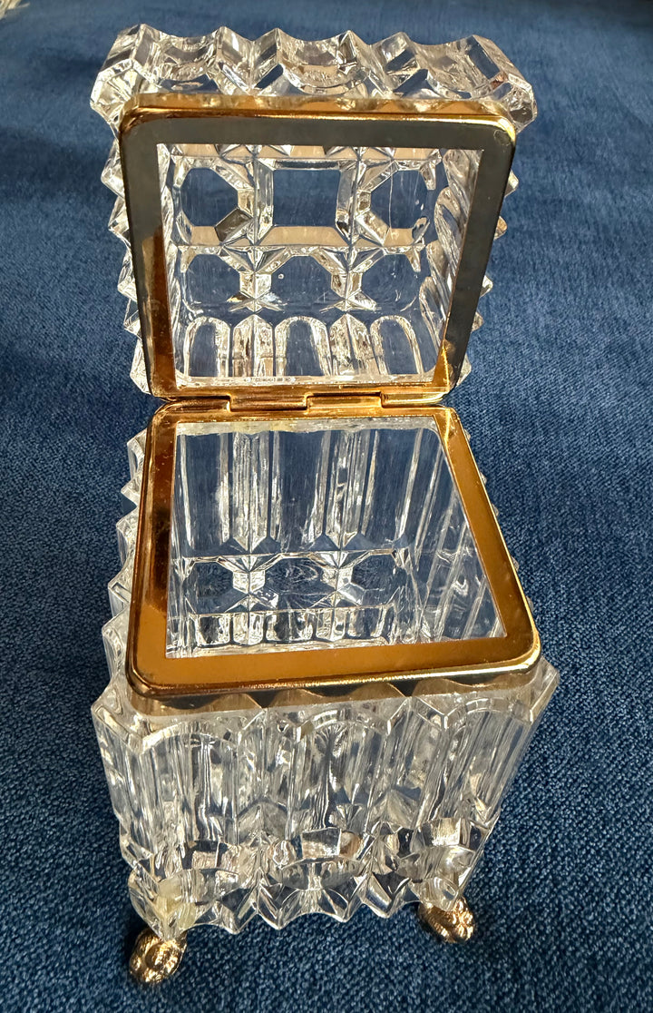 FOOTED SMALL CUT CRYSTAL GLASS CASKET BOX