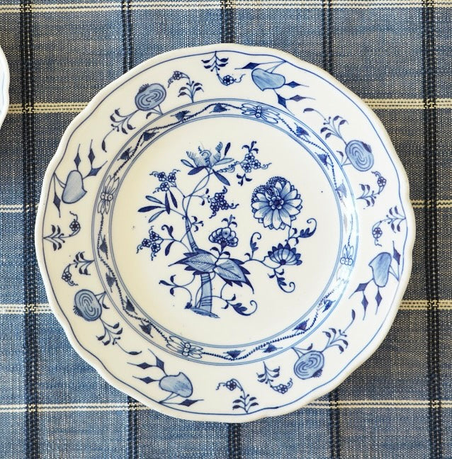 ERNST TEICHERT MEISSEN ARROW MARK BLUE ONION PLATE 9.5