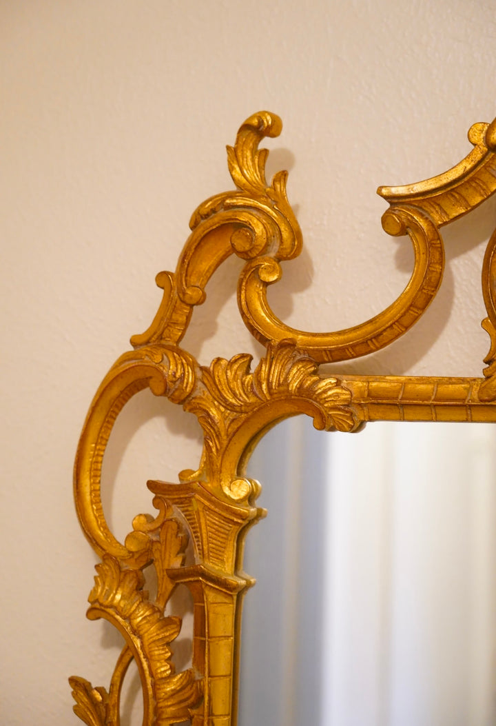 ITALIAN SCROLLED CHIPPENDALE GILT GOLD MIRROR