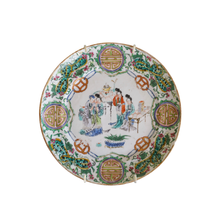 ANTIQUE ROSE MEDALLION PLATE