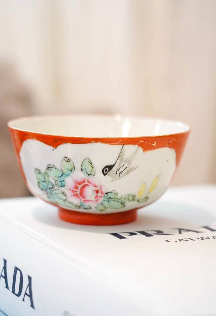 ANTIQUE CHINESE TRINKET BOWL