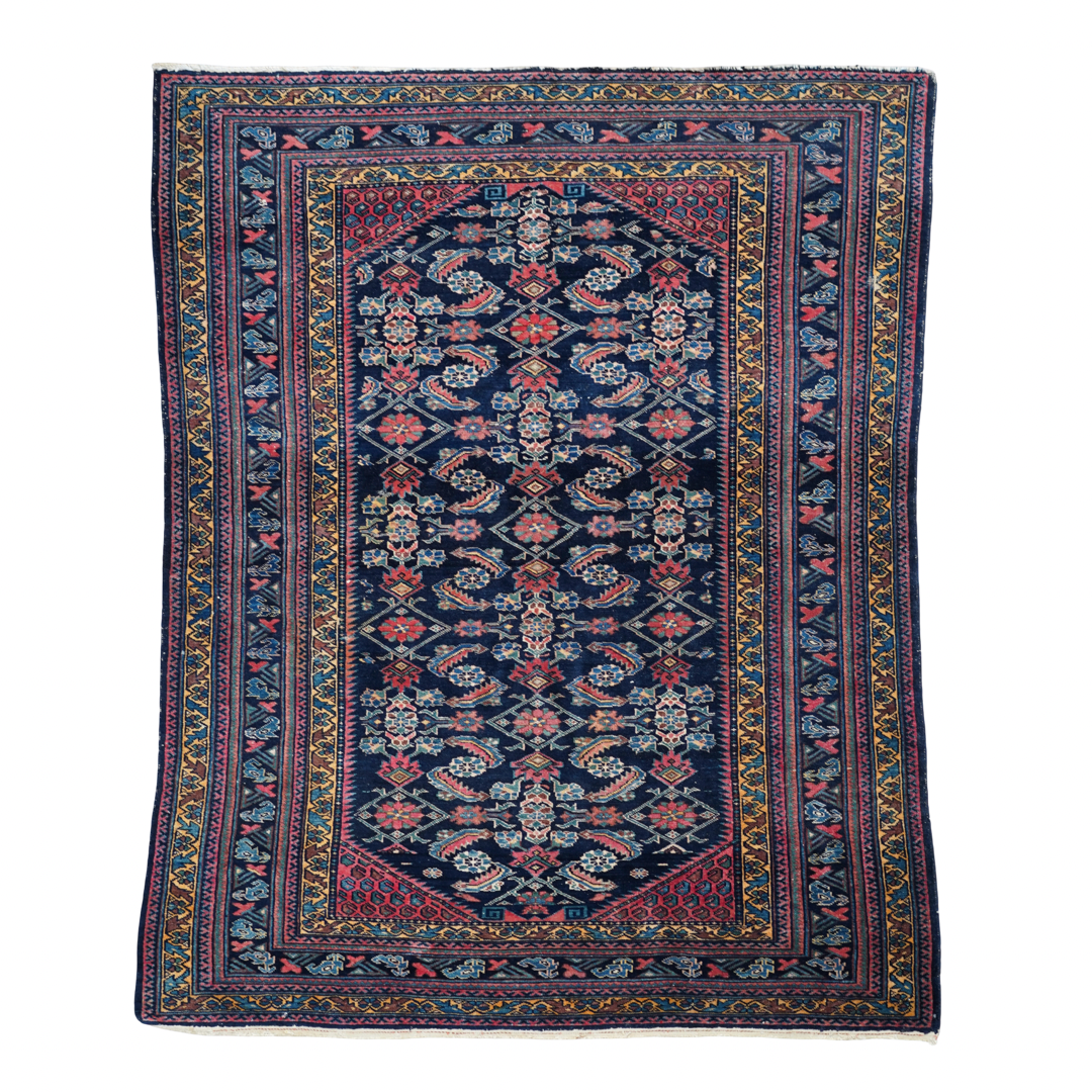 ANTIQUE PERSIAN RUG