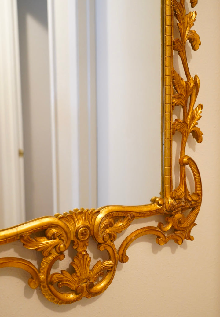 ITALIAN SCROLLED CHIPPENDALE GILT GOLD MIRROR