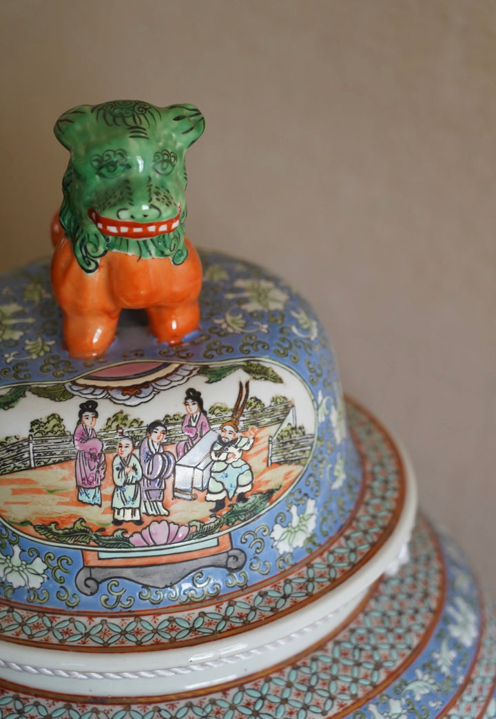 LARGE FOO DOG TEMPLE JAR