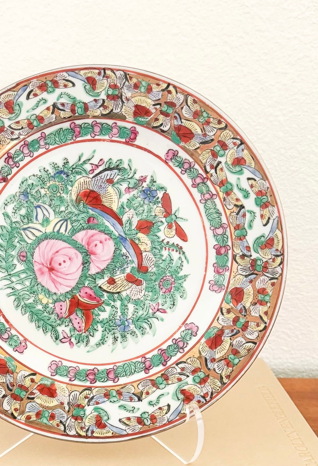 Vintage rose medallion plate