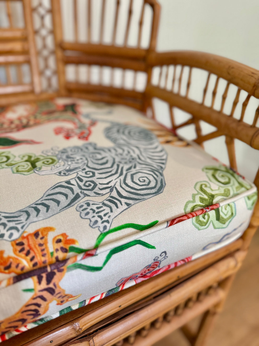 PAIR OF VINTAGE THOMASVILLE RATTAN CHAIRS