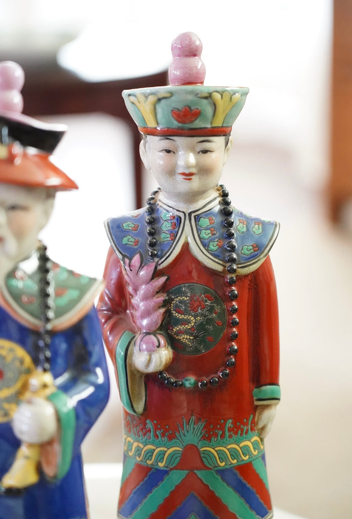 PAIR OF CHINESE PORCELAIN QING EMPEROR FIGURES