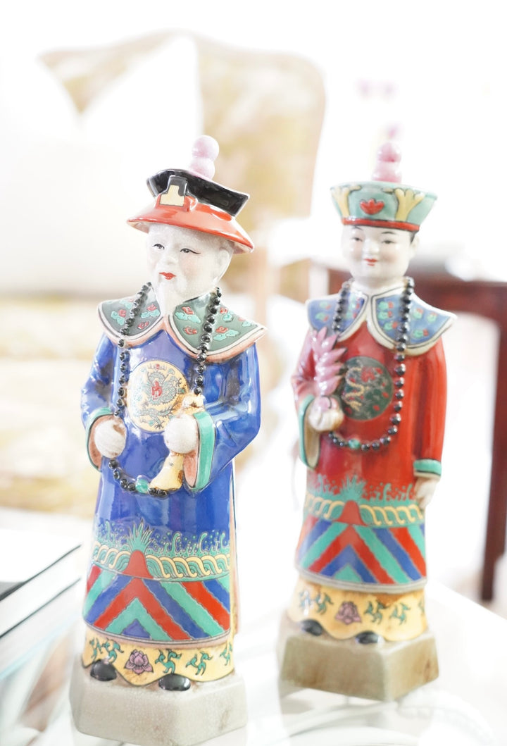 PAIR OF CHINESE PORCELAIN QING EMPEROR FIGURES