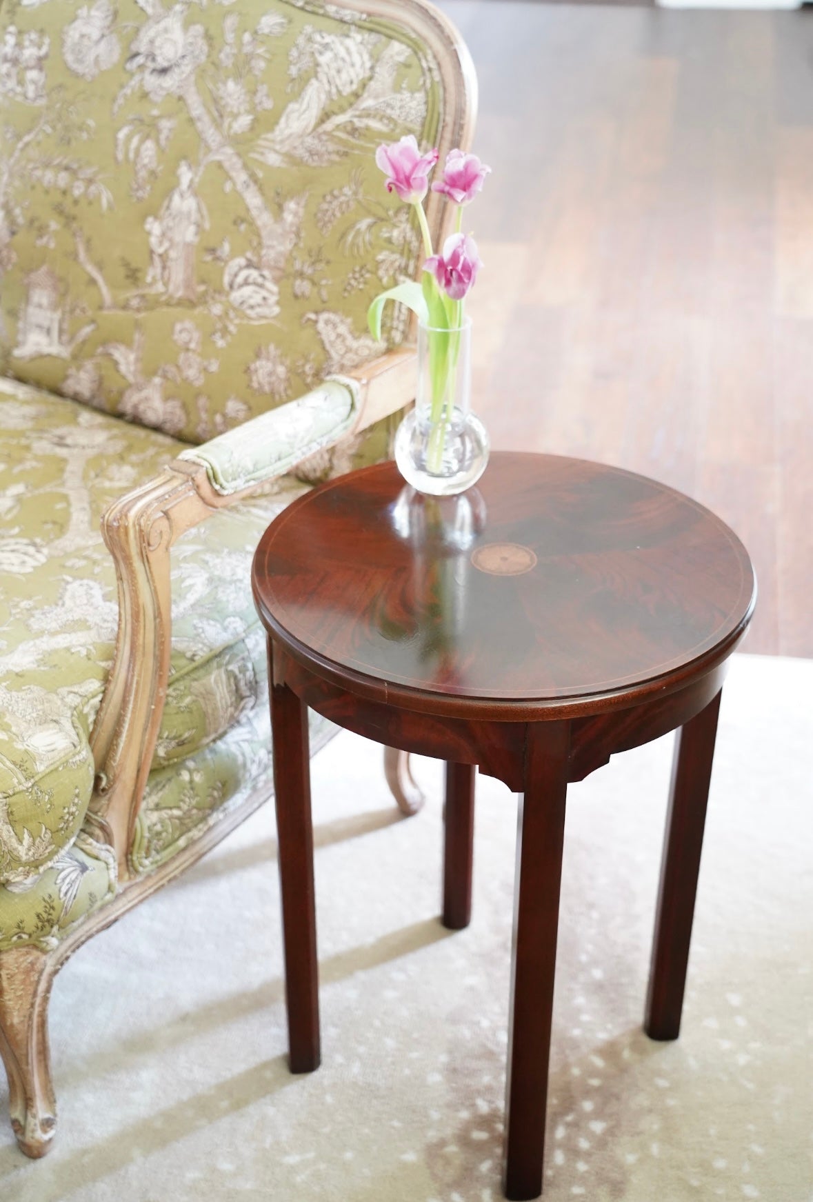 ROUND INLAY SIDE TABLE