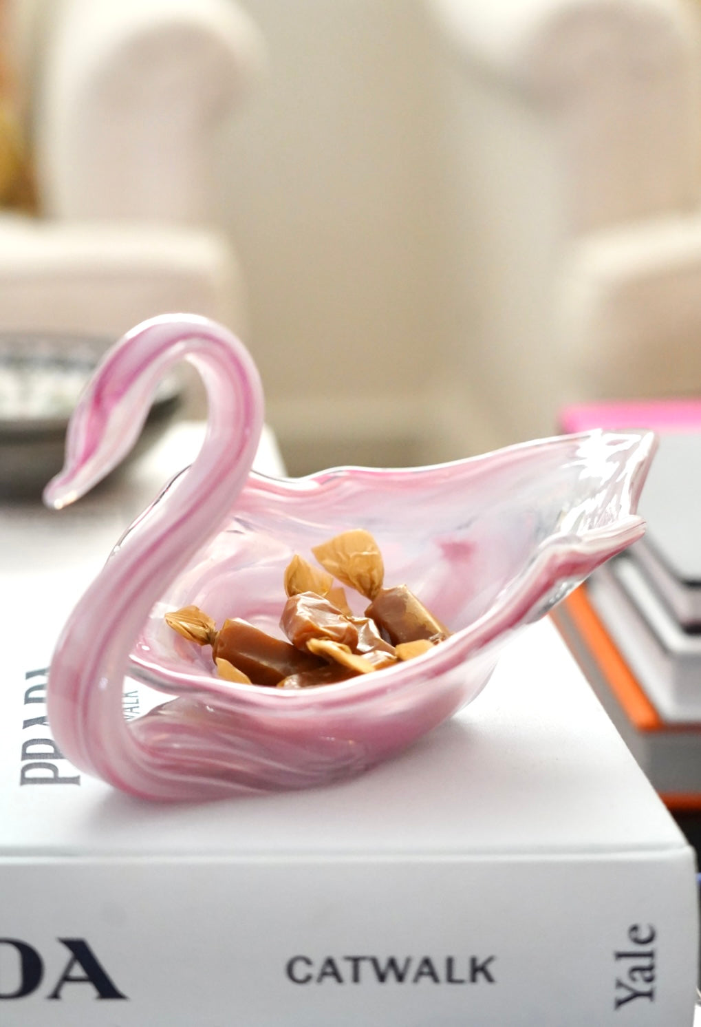 HAND BLOWN PINK GLASS SWAN