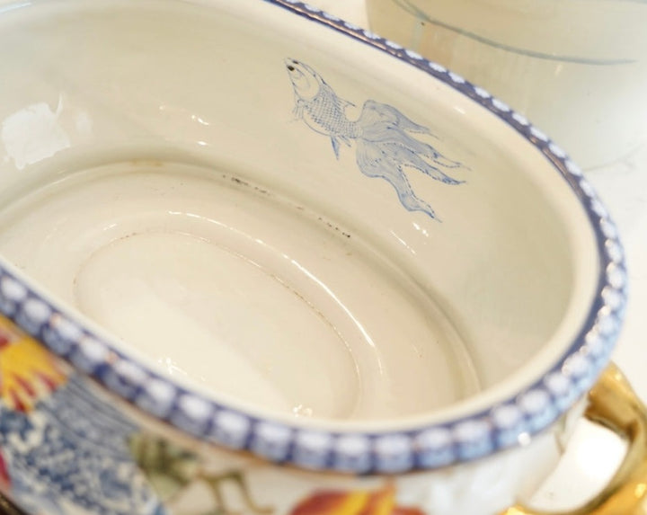 CHINESE PORCELAIN FOOT BATH WITH FLORAL MOTIF