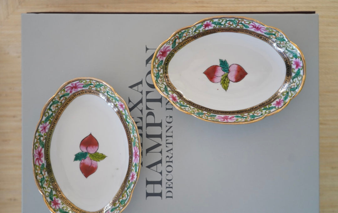 PAIR OF ROSE MEDALLION OVAL DISHES